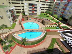Beautiful Sky 2 Bed Apartment Next to Gateway